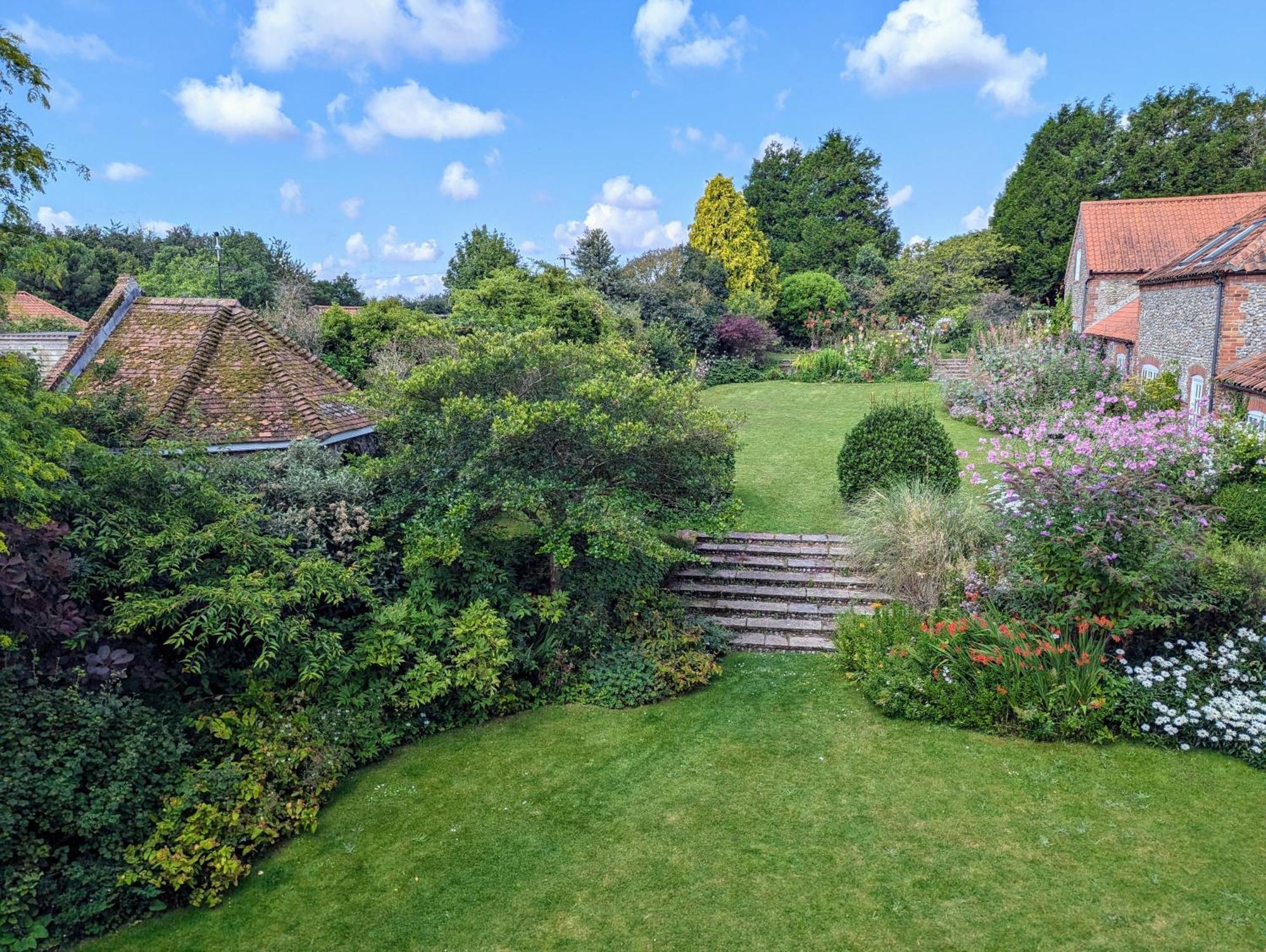 Country House Holiday With A Tennis Court! Binham ภายนอก รูปภาพ
